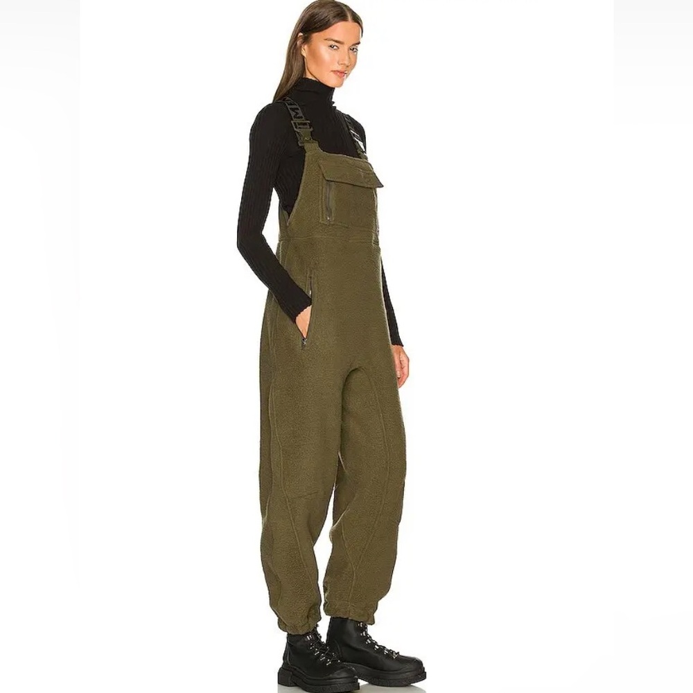 FREE PEOPLE Movement - Hit the Slopes Salopette Onsie Bib Overalls - Picture 2 of 3